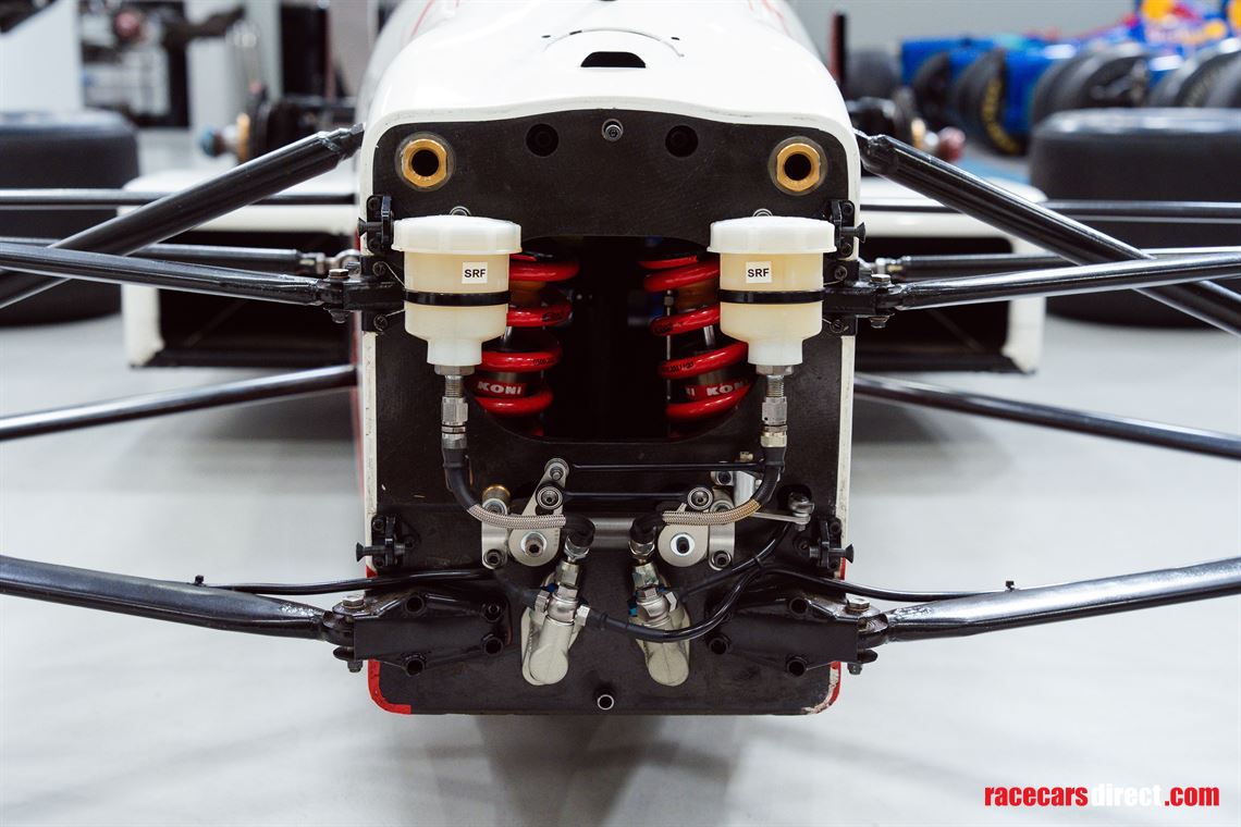 f1-arrows-a11-01