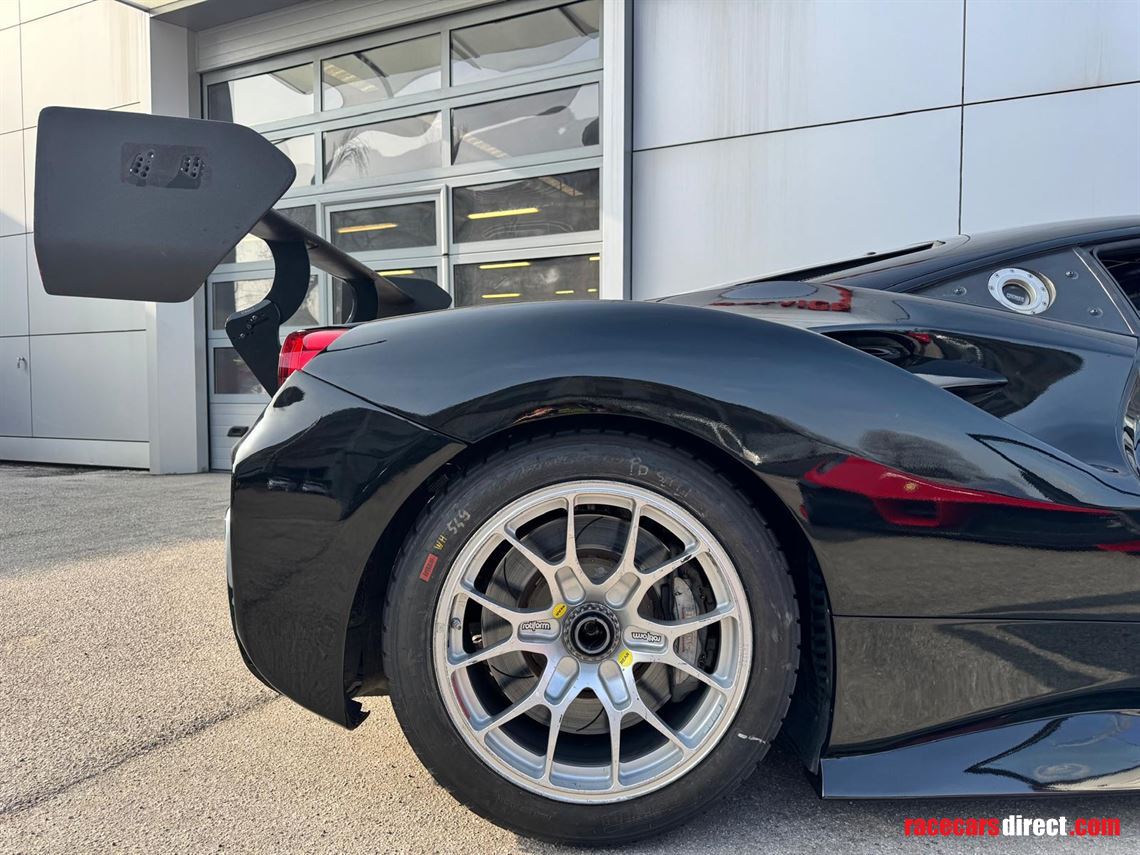 ferrari-488-challenge-evo