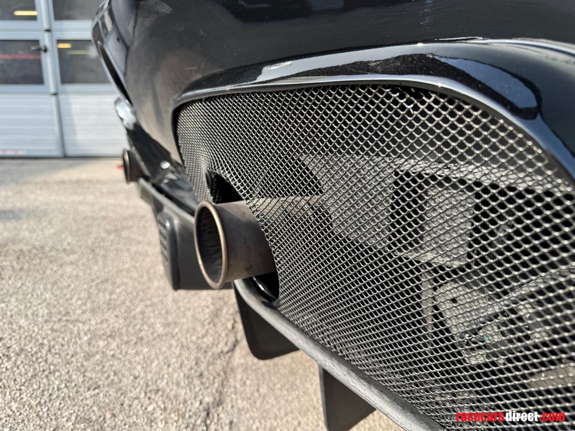 ferrari-488-challenge-evo