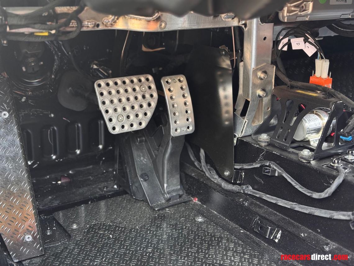 ferrari-488-challenge-evo