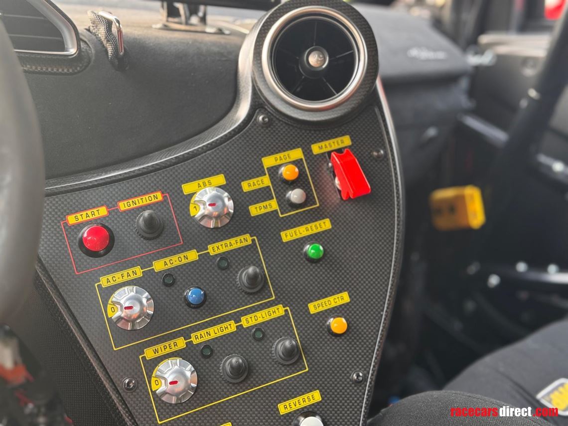 ferrari-488-challenge-evo