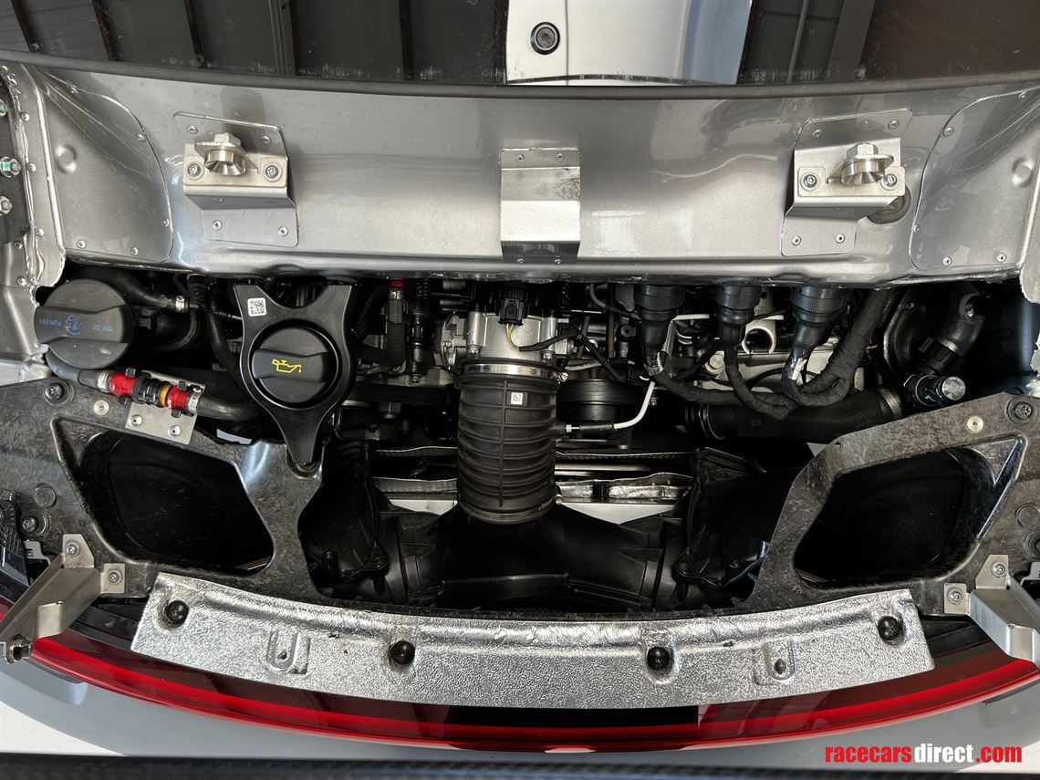 my-2024-porsche-992-gt3-cup