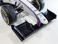 f1-full-scale-simulator-in-martini-livery