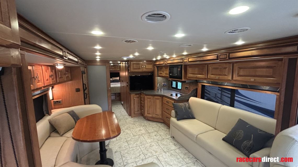 2012-tiffin-allegro-breeze-32br