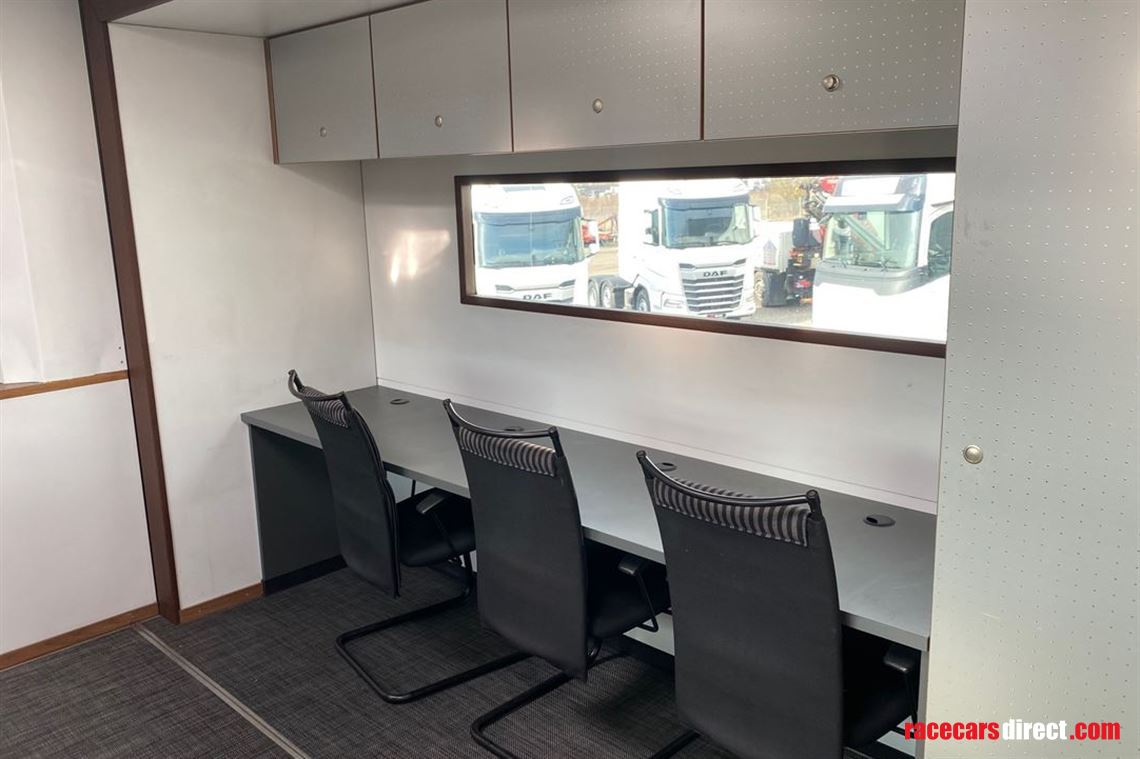 bischoff-scheck-dobbelt-slide-out-racetrailer