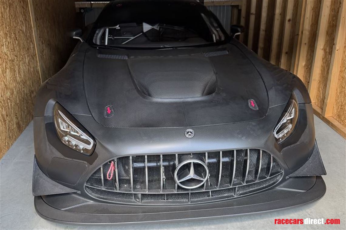 wanted-mercedes-amg-gt3-evo-parts-bodywork-wh
