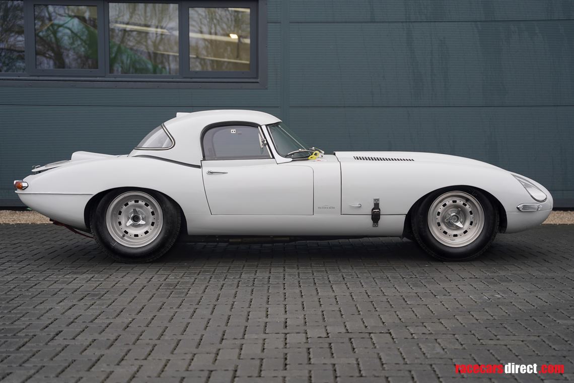 1964-jaguar-e-type-semi-lightweight