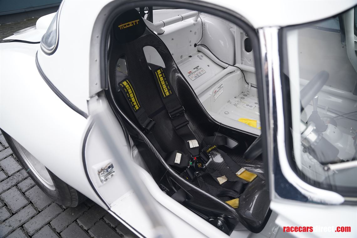 1964-jaguar-e-type-semi-lightweight