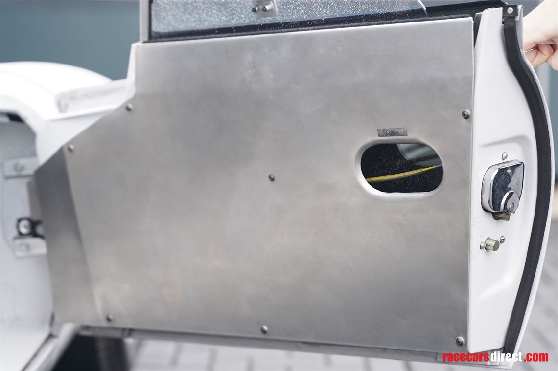 1964-jaguar-e-type-semi-lightweight