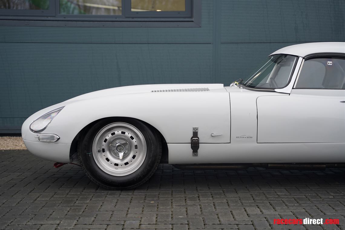1964-jaguar-e-type-semi-lightweight