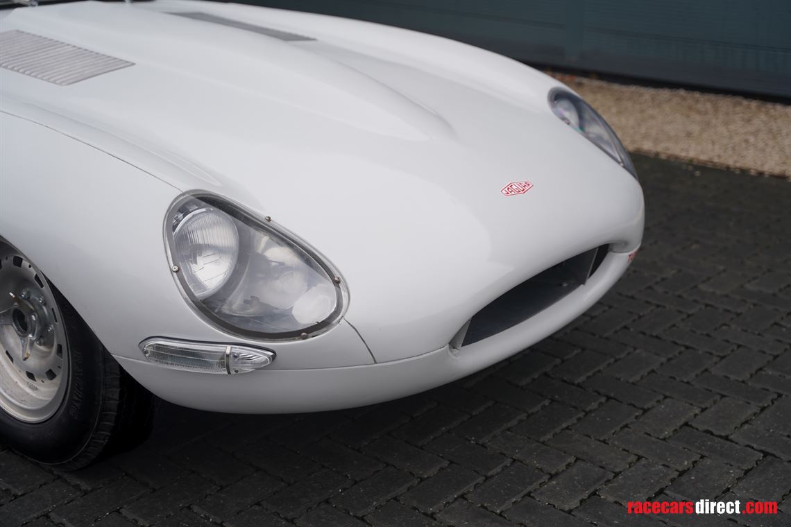 1964-jaguar-e-type-semi-lightweight