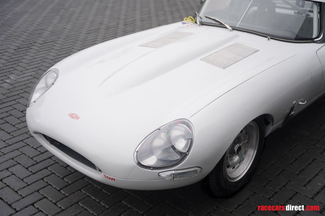 1964-jaguar-e-type-semi-lightweight