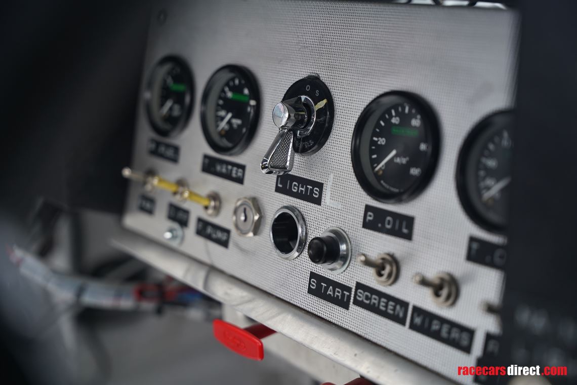 1964-jaguar-e-type-semi-lightweight