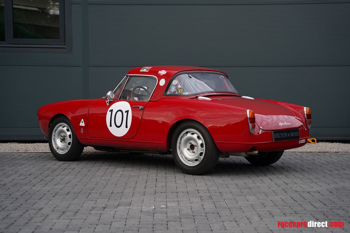 1965-alfa-romeo-giulia-101-spider-veloce