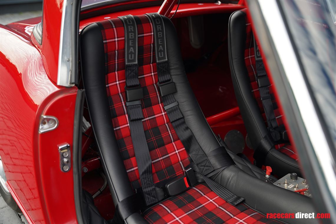 1965-alfa-romeo-giulia-101-spider-veloce