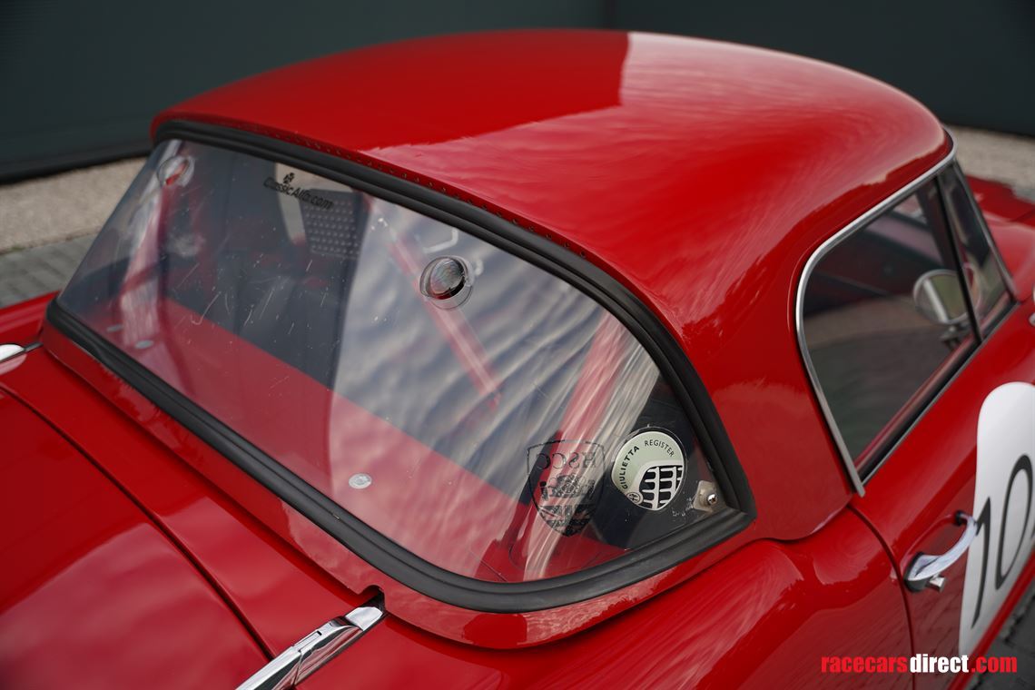 1965-alfa-romeo-giulia-101-spider-veloce