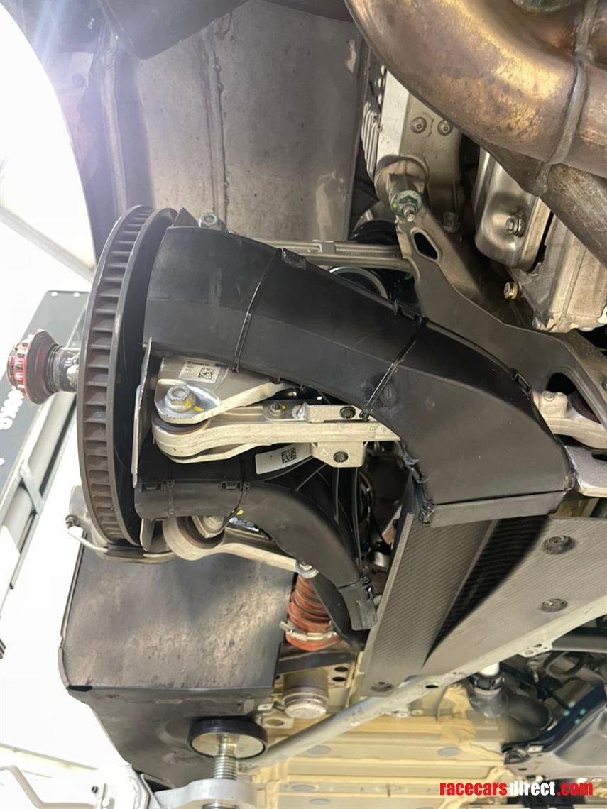 2025-porsche-992-cup-abstc-just-29h-from-new