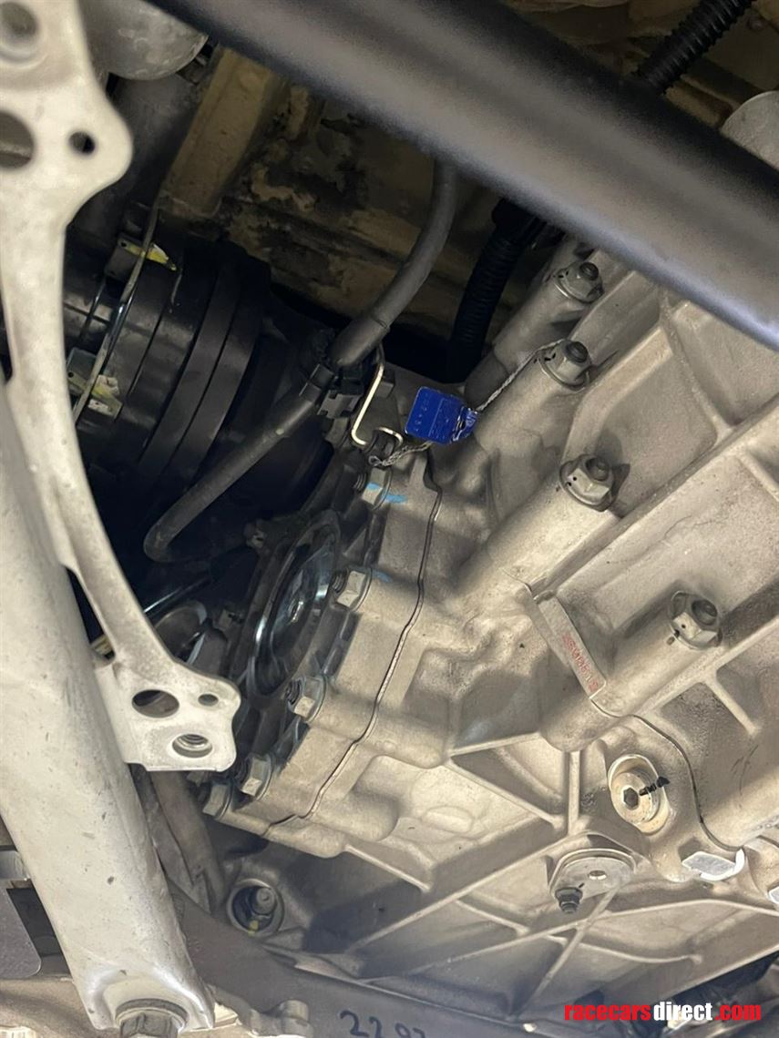 2025-porsche-992-cup-abstc-just-29h-from-new