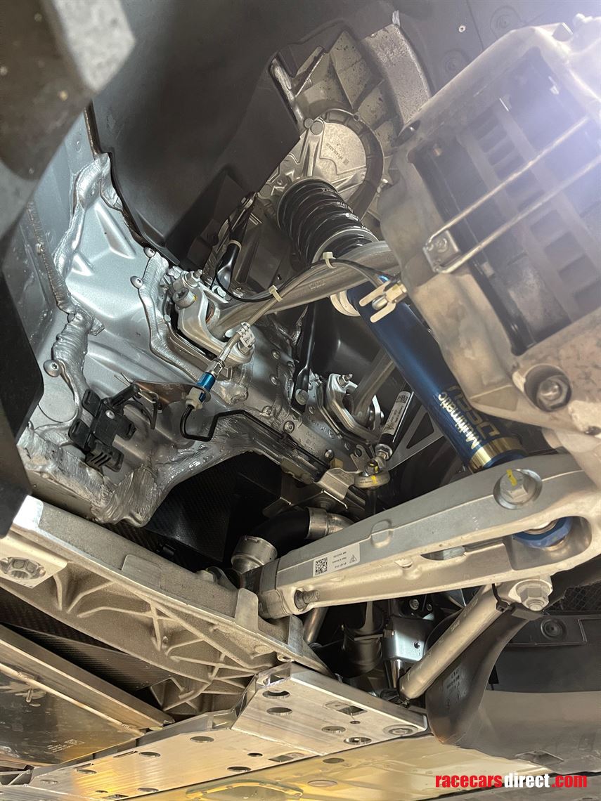 2025-porsche-992-cup-abstc-just-29h-from-new