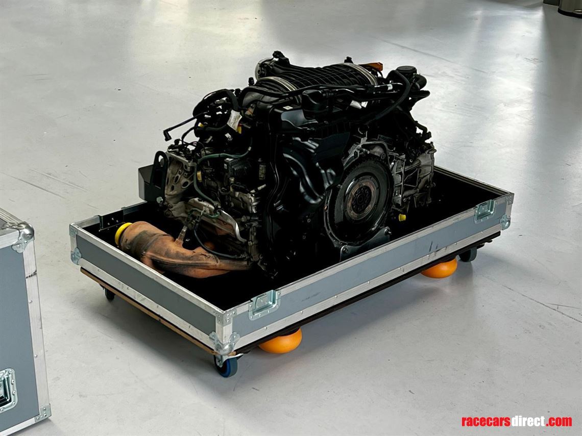 porsche-9921-gt3-engine