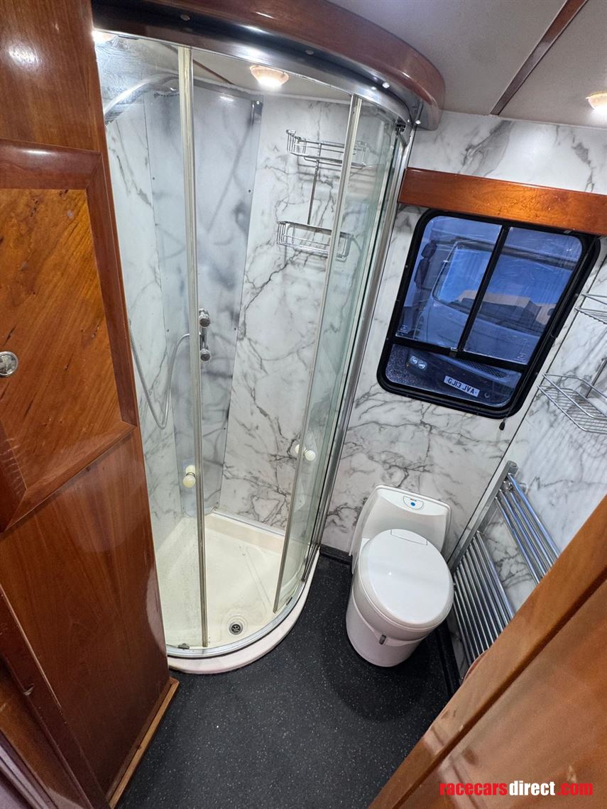 scania-p-series-whittaker-whorsebox