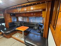 scania-p-series-whittaker-whorsebox