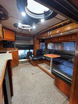 scania-p-series-whittaker-whorsebox