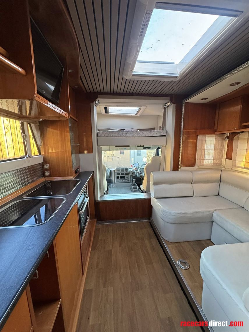 iveco-stralis-lehel-horsebox