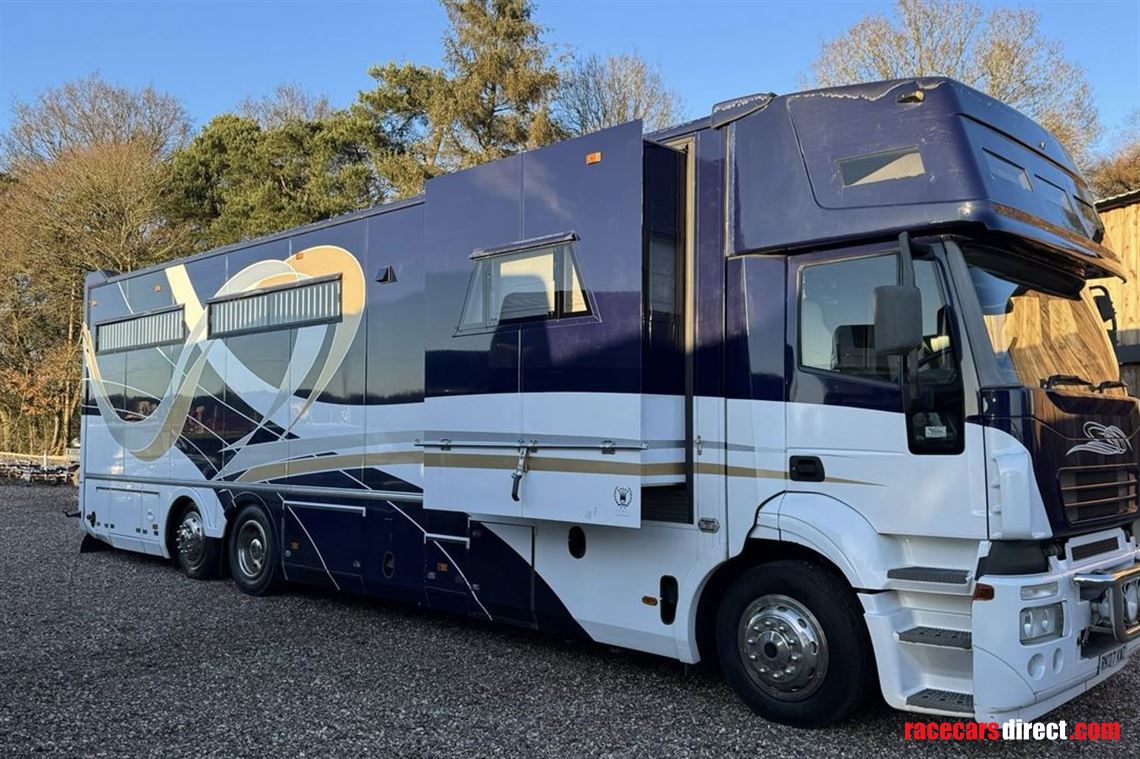 iveco-stralis-lehel-horsebox