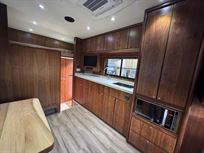 iveco-eurocargo-equicruiser-10-ton