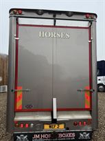 daf-cf-jm-coachbuild-4-horse-slide-out