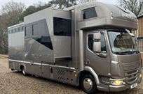 daf-cf-jm-coachbuild-4-horse-slide-out