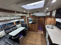 daf-cf-jm-coachbuild-4-horse-slide-out