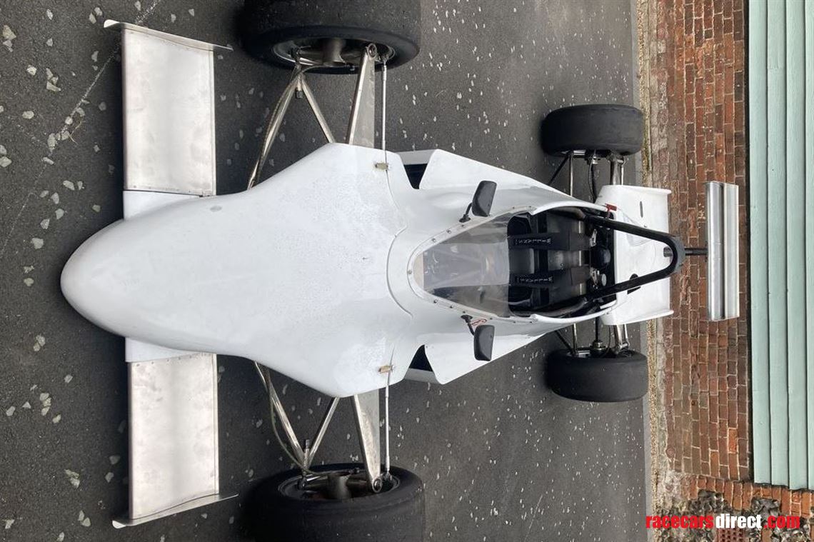 super-rare-reynard-sf82-classic-historic-ff20