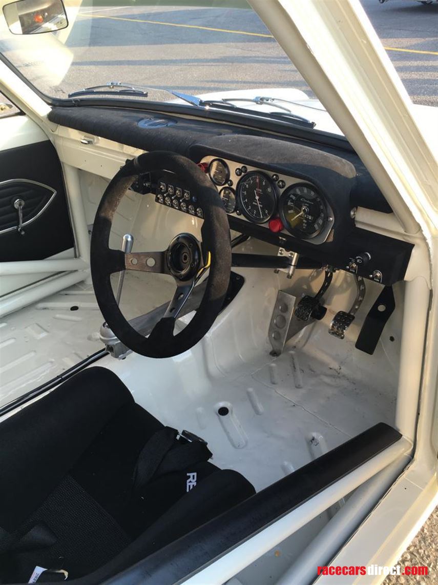 lotus-cortina-fia-htp-championship-winning-in