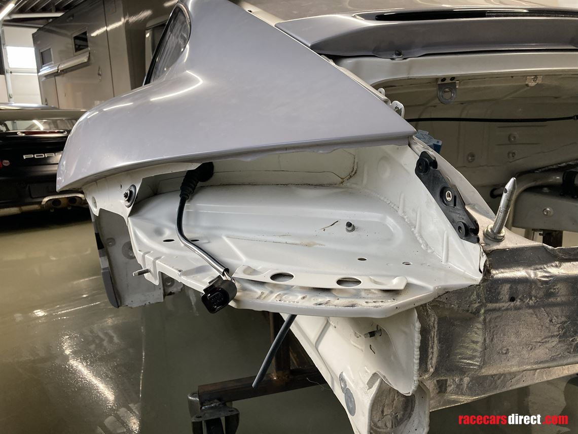 porsche-997-gt3-rally-construction-kit-or-com