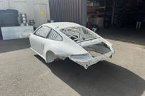 porscher-997-gt3-bare-chassis-with-roll-cage