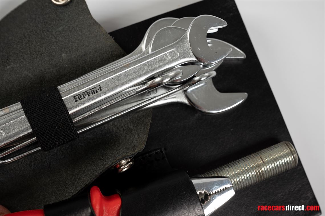 ferrari-enzo-toolkit