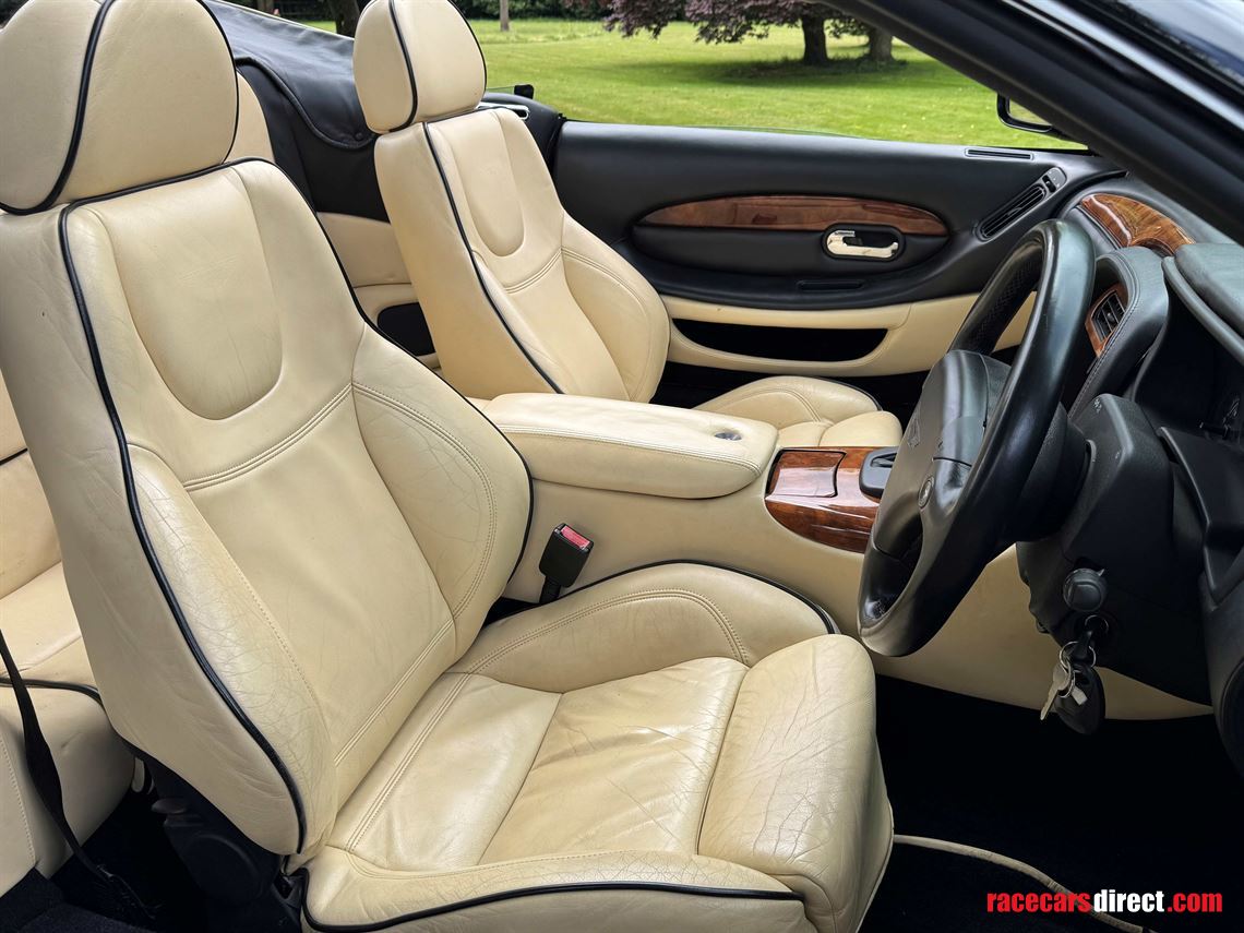 aston-martin-db7-vantage-volante