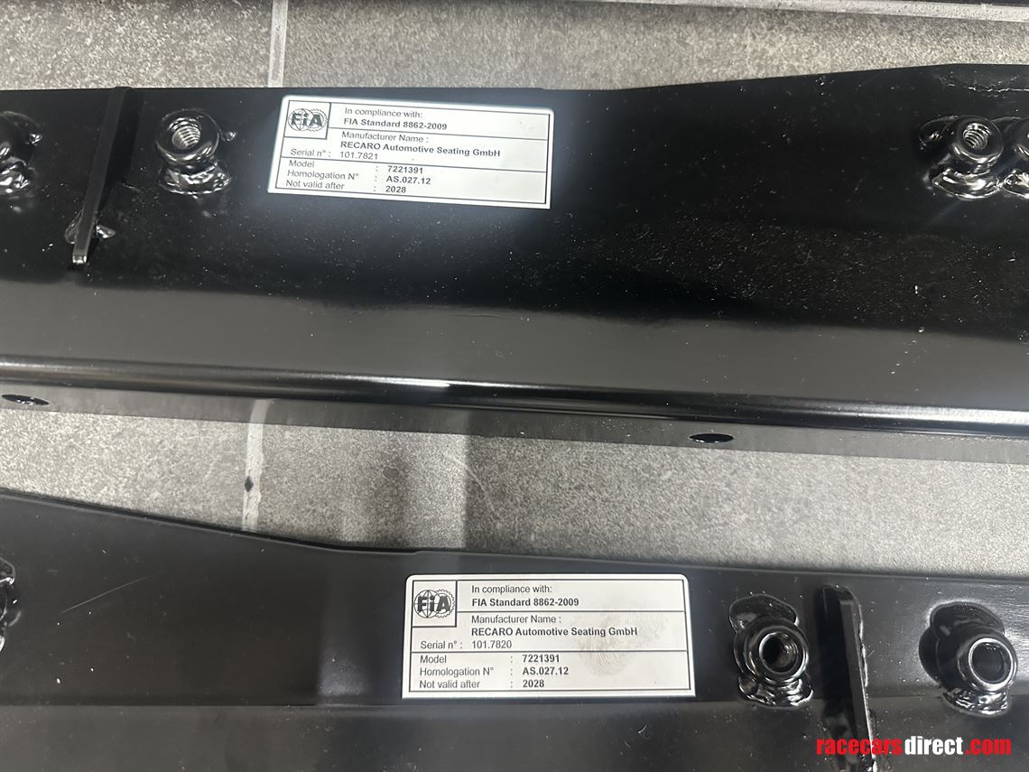 recaro-p-1300-gt-seats-and-adapters-in-date