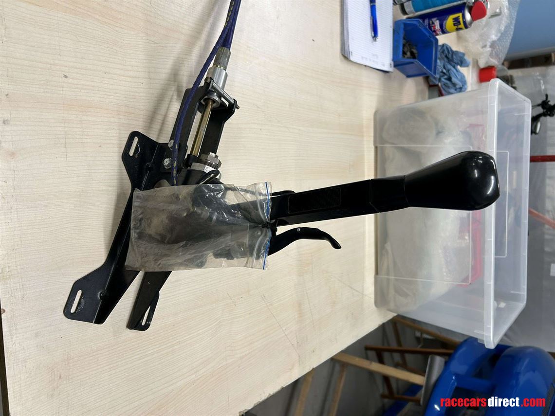 porsche-911-997-gt3-cup-sequential-shifter