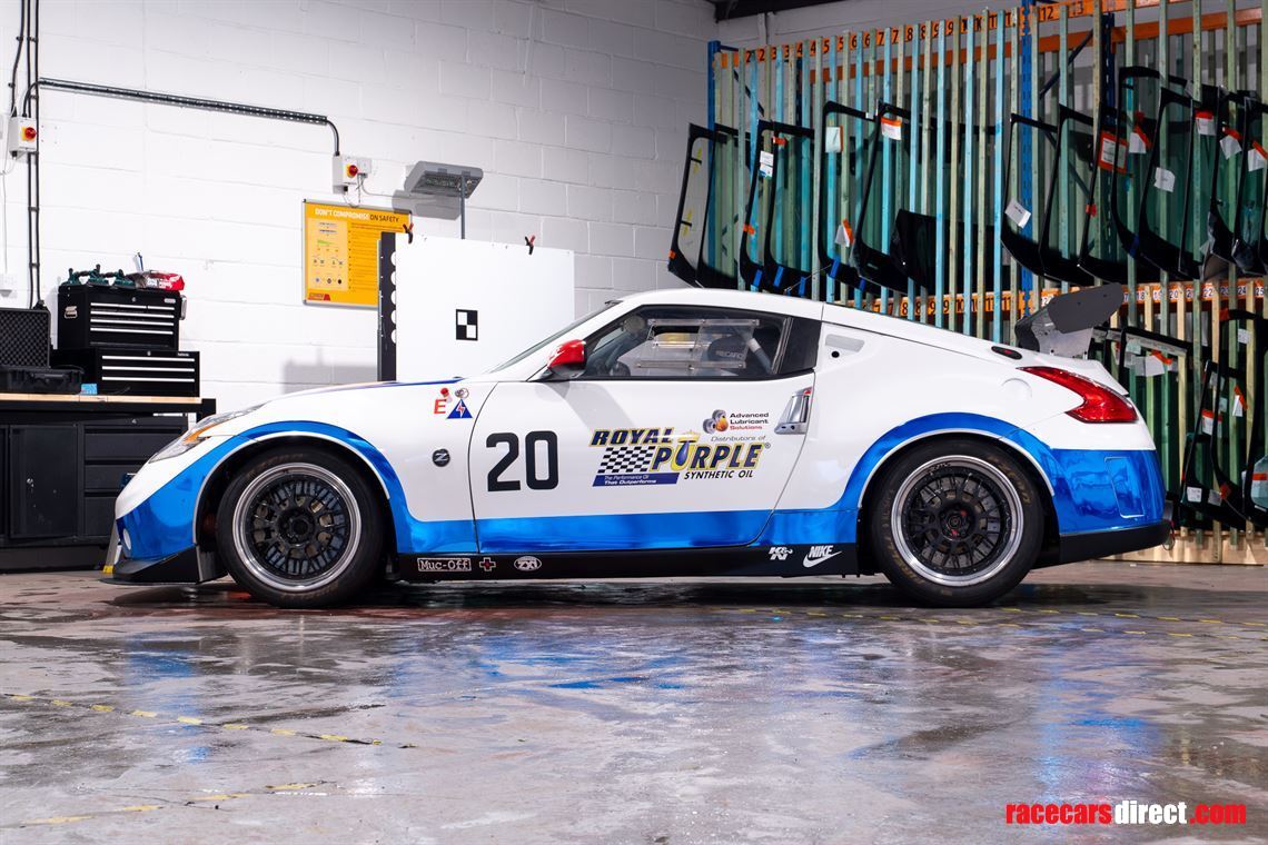 2009-rjn-factory-nissan-370-gt4-nismo-evo