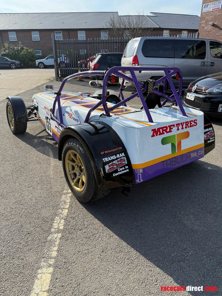 caterham-420r-race-car---including-race-entri