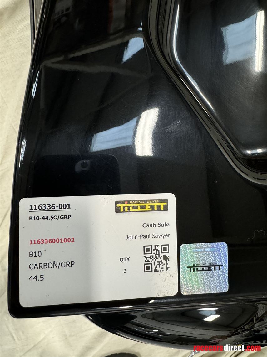 pair-of-tillett-b10-carbongrp-bucket-seats