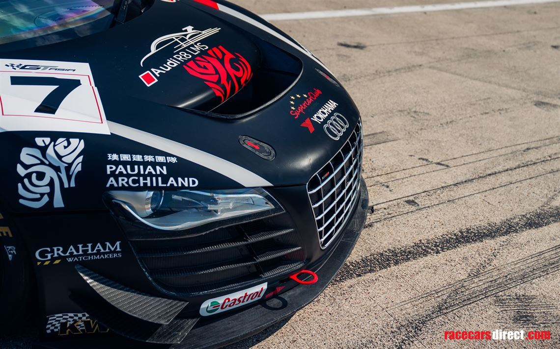2011-audi-r8-lms-gt3