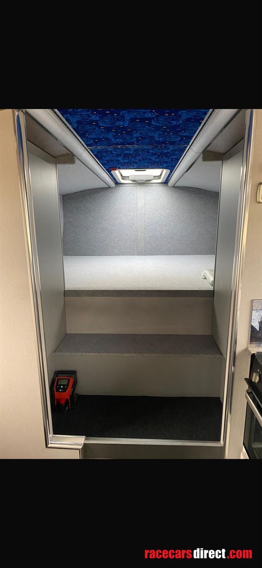 volvo-b12m-automatic-car-transporter-motorhom