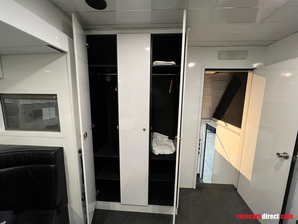 brooklandspeed-race-trailer