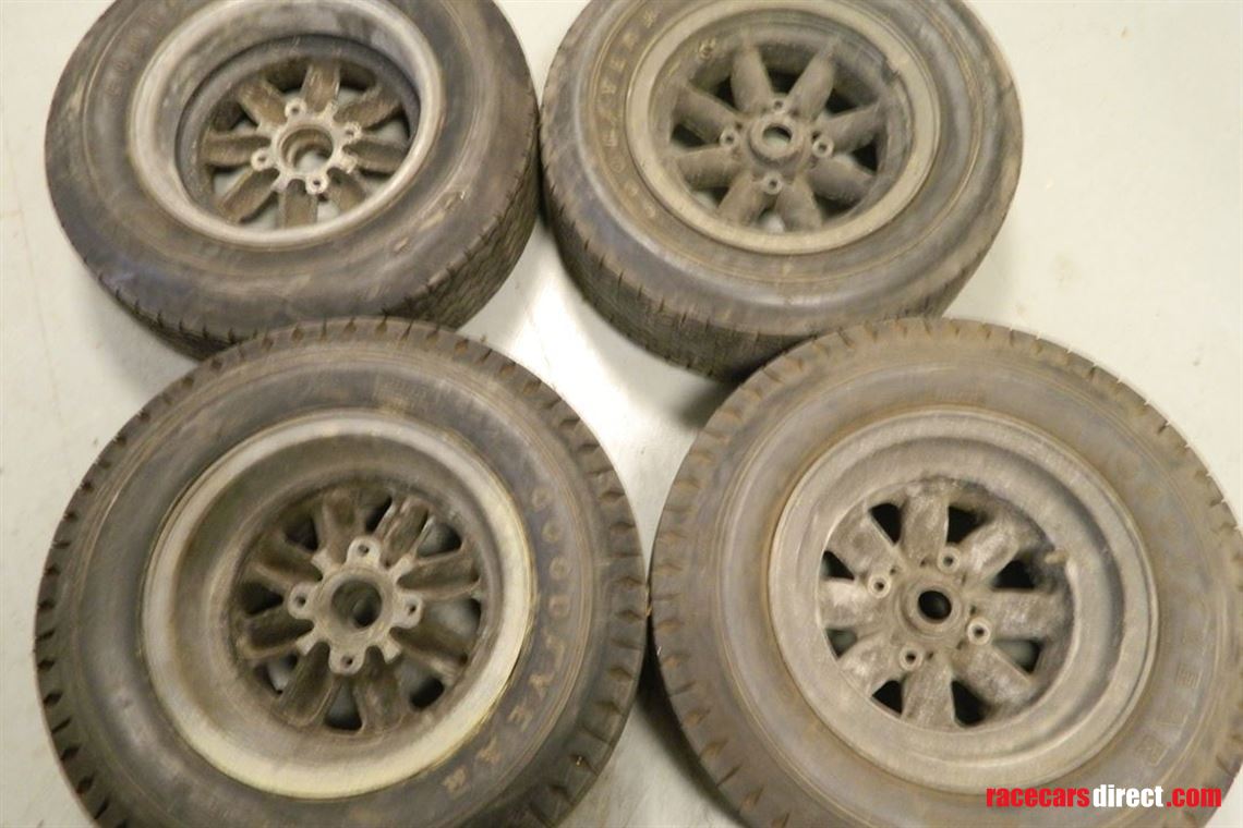 1960s-cooper-magnesium-wheels