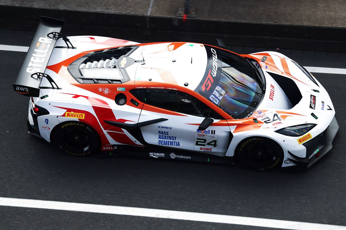 chevrolet-corvette-z06-gt3r