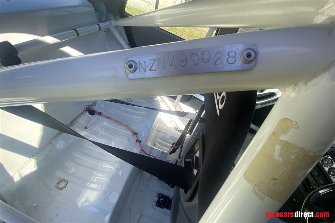 nissan-sentra-gt-cup-car